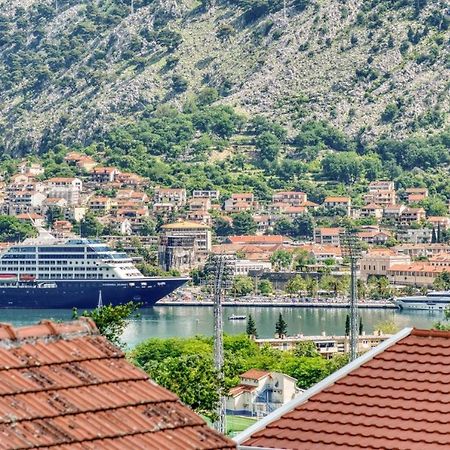 Underhill Royal View Vila Kotor Exterior foto