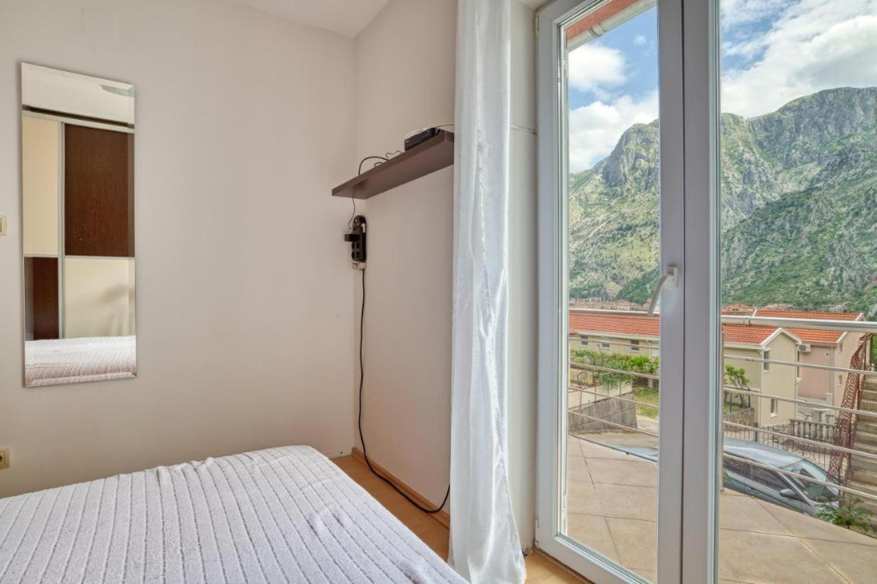 Underhill Royal View Vila Kotor Exterior foto